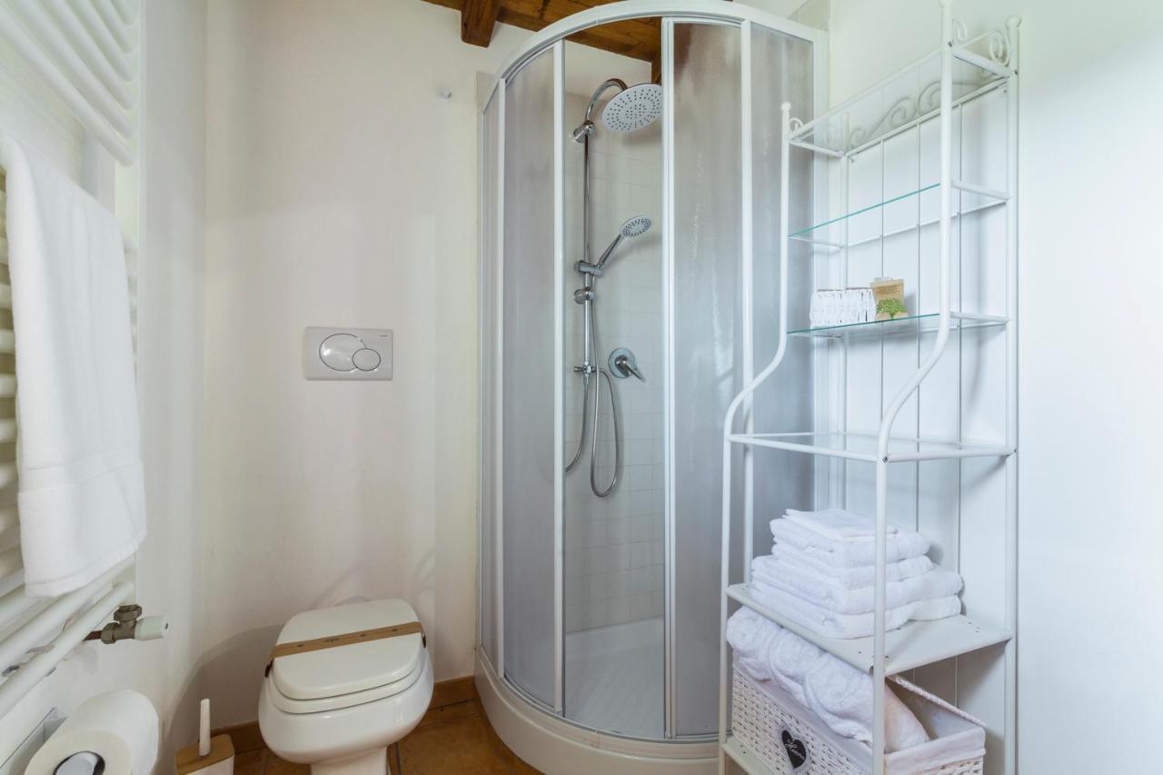Casale Le Brecce B&B Отриколи Экстерьер фото